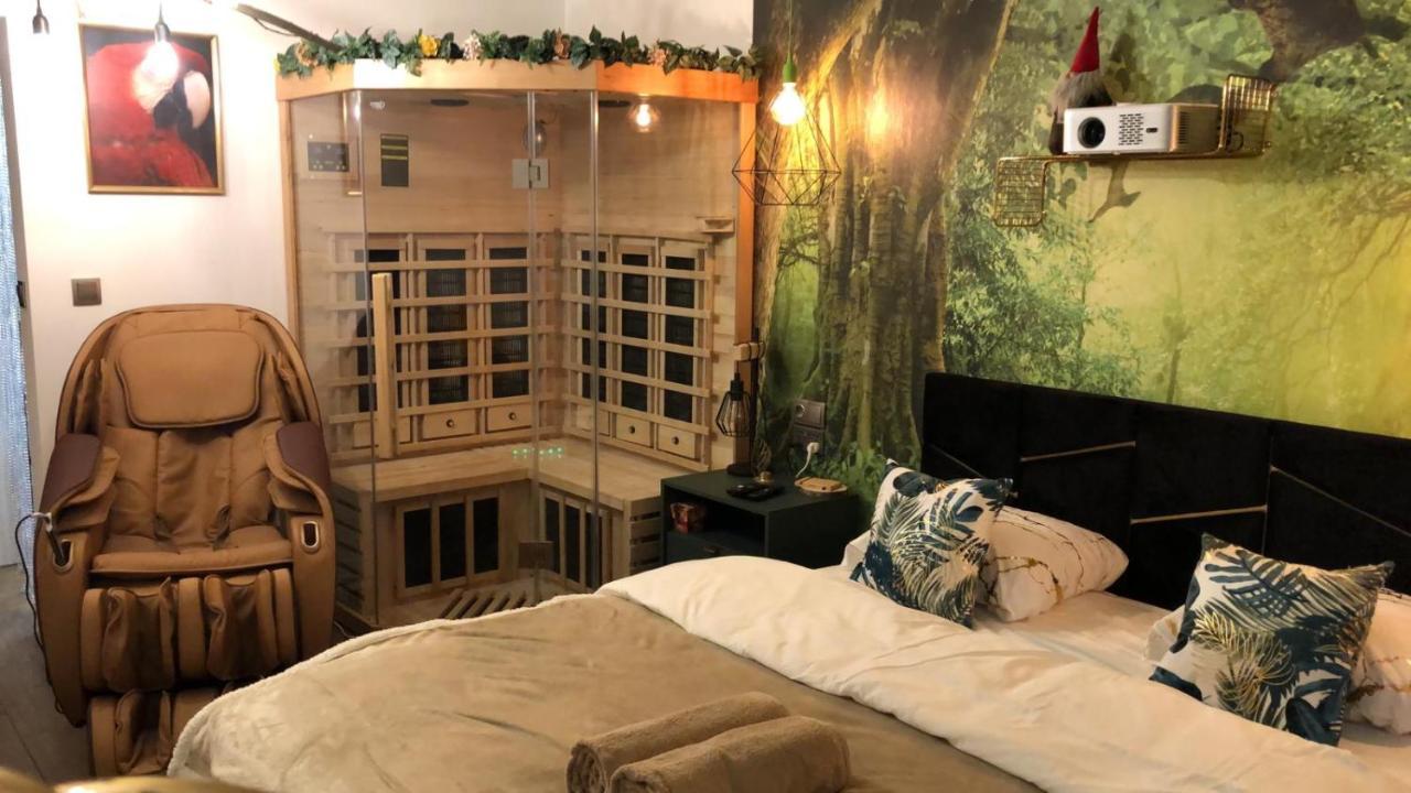 Warszawa Wola Wyjatkowe Studio Z Jacuzzi, Sauna I Fotelem Do Masazu - Exceptional Studio In Warsaw With Jacuzzi, Sauna And Massage Chair Extérieur photo